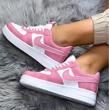 mercurial patike: Nike air force patike

Novo
Brojevi 36 do 40

fb Moja Kupovina 1 — 12