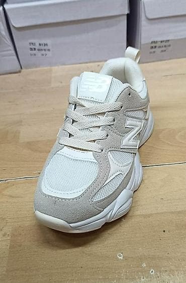 svecane patike: NB decije
 3500din
 od 31 do 36
PS✨ — 5