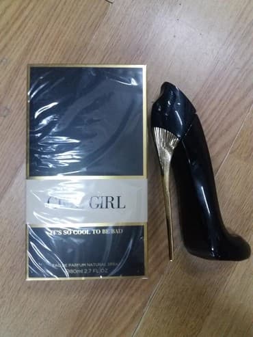 prsluci sa krznom: Ženski parfem, Versace, Original — 1