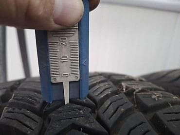 rikverc kamera za auto: DEBICA 205/55 R16 ZIMSKA | dve gume sa slike, cena za par 7200 din- — 3