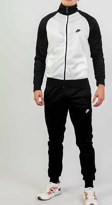 Trenerka Nike, bоја - Šareno na lalafo.rs Trenerka Nike, bоја - Šareno