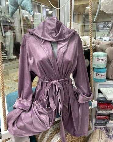 pepco zene: Zenski bademantil Veličine: L i XL (manji su za broj) Materijal: plis — 1