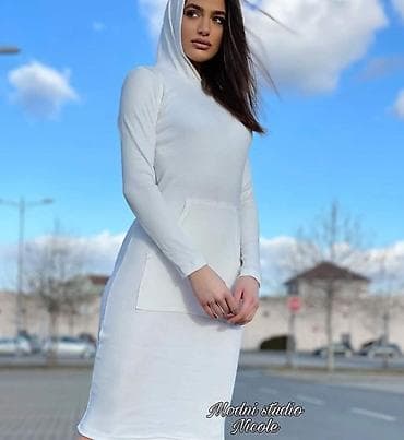 Duks haljina sa kapuljacom i dzepom,sa elastinom. Crna,roza,pink,tamno