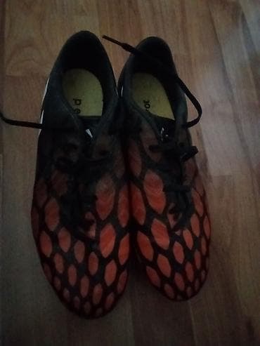kopacke 35: Adidas kopačke za fudbal – model sa zamenjivim metalnim kramponima — 1