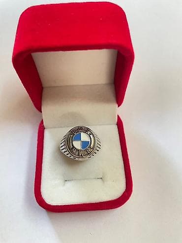 longines satovi cena: Muški prstenovi – masivni modeli sa detaljnom gravurom i kamenjem - — 8