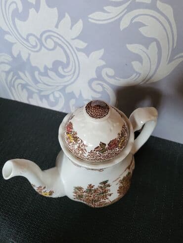 Čajnici: Bokal engleski Royal Rudor Ware iz 70ih. Bokal rucno graviran pa — 4