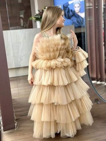 leprsave haljine do kolena: 2 do 12 god 6900 din — 1