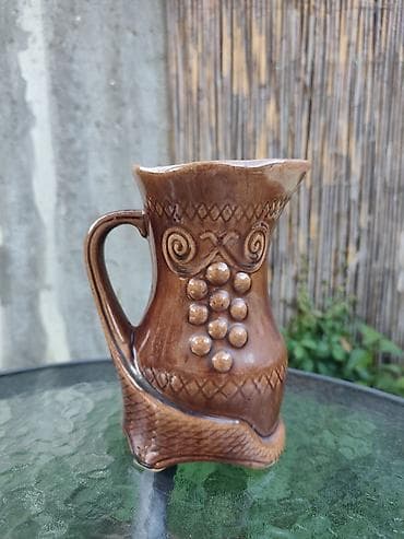 Retro keramički vrč / bokal (Model 665) – Vintage etno keramika 1970-e