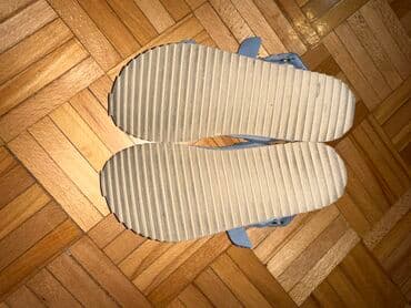 ugg cizme 35 broj: Sandale, Zara, Veličina - 35 — 5