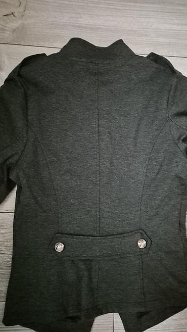 sorc m: Ženski sako u vojničkom stilu, tamno sive boje. - Kroj: strukiran — 3