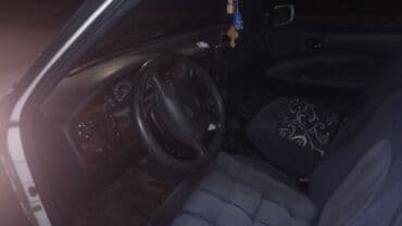 Auto delovi: Ford Escort karavan – bele boje - Karoserija: karavan, 5 vrata - — 18