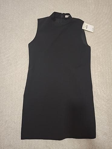polo haljina: ZARA mala crna haljina bez rukava - Model: minimalistička „little — 1