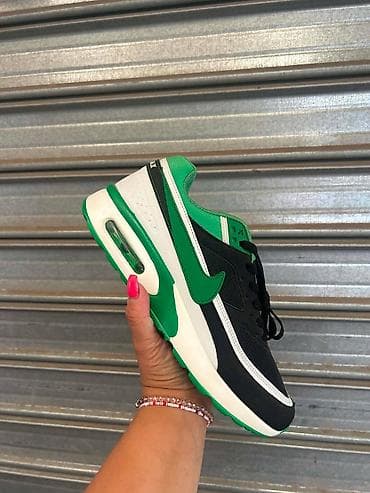 rainbow air max: Nike Air Max
36-45
3500 din — 6