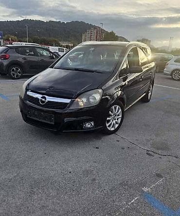 OPEL ZAFIRA 1.9 8V - KOMPLETAN AUTO U DELOVIMA | 1.9cdti 88kw crna