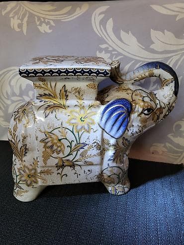 otkup antikviteta: Porcelanski nov slon,stalak za saksiju,rucno oslikan iz 70,80ih.god — 6