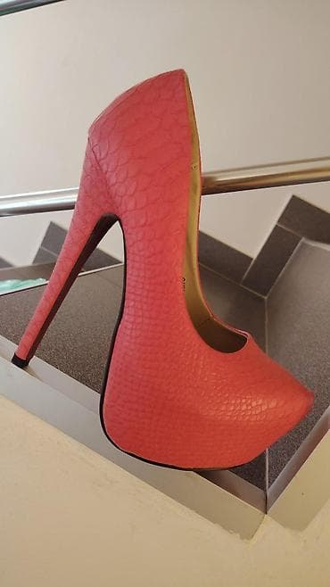 Ženske salonke na visoku štiklu – koralno roze - Model: klasične