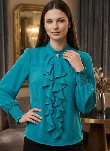 bluza s: Elegantna ženska bluza u tirkiznoj boji. - Materijal: lagan i nežan — 1