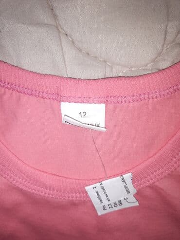 hello kitty h m: Round neck, Short sleeve, 140-146 — 2