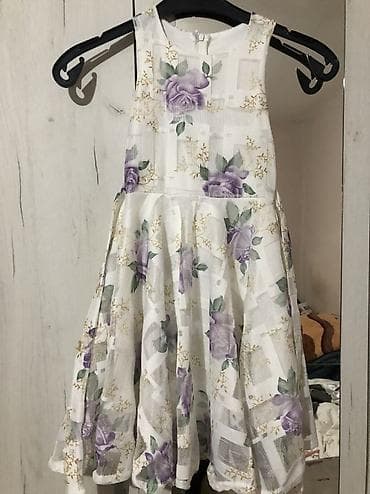 elegantne majce: Odeca za devojcice uzrast 10-12 god komad 500din 1) Karirana — 5