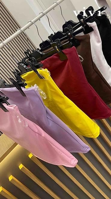 model a2190: Ženski top – basic model
1000 din — 3