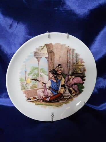 Bowls: Tanjir nov za na zid Olimpijada Sarajevo 1984god. Porcelanski — 2