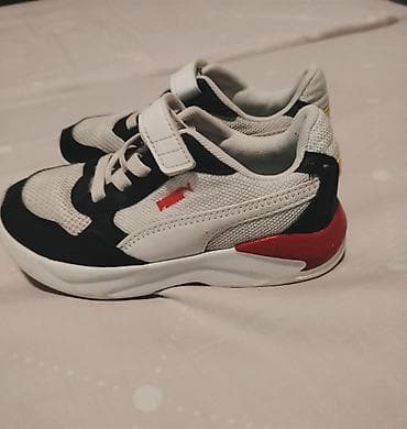 Dečije patike puma, malo nošene, br 31,18.5 dužina gazi sta. Na