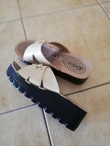 Papuče platforma. Nude boje, nove, iz Turske. Br. 36, duzina