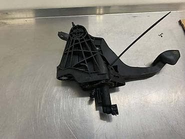 motalice za duvan: PEDALA KVAČILA ZA VOLKSWAGEN POLO - 6R0721117 | Pedala kvacila Polo — 2