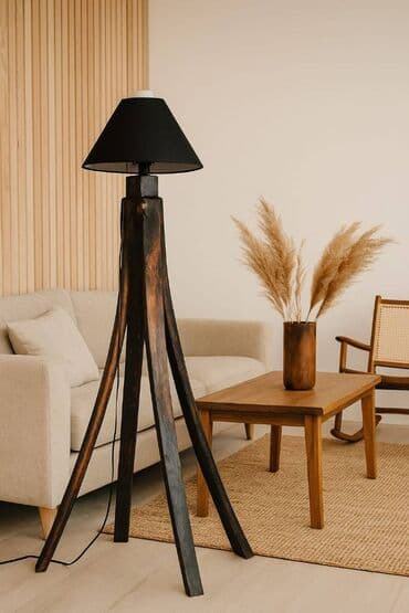 Podna lampa, bоја - Crna, Novo