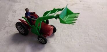 makete: Blue Box Plastic traktor oko 13 cm. VINTAGE,ocuvan — 1