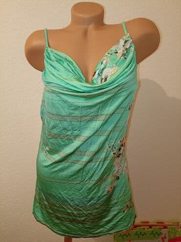 triple s: Majica je lagana kao pero,bas je prijatna za nosenje.Velicina L — 1