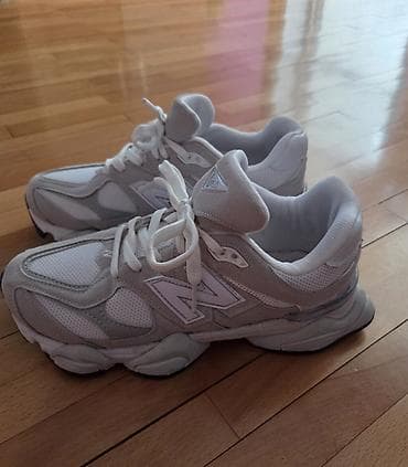 fit pod: New Balance 9060 patike – bela/siva - Model: NB 9060 (oznake na — 2