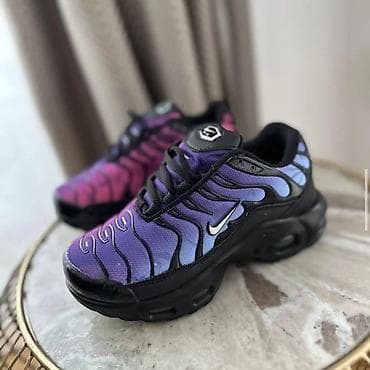 Patike: Patike inspirisane modelom Nike Air Max Plus (TN), dostupne u više — 6