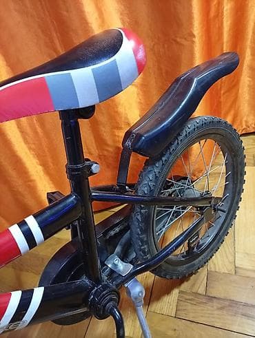 bele klompe cena: Dečiji bicikl sa 16-inčnim točkovima, idealan za uzrast ~4–7 godina — 10