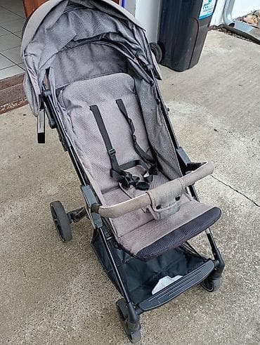 Lagana kišobran kolica za bebe/toddlere, siva boja. - Prostrano