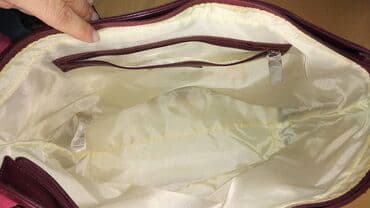 torba novo: Calvin Klein bordo lakovana torba Prelepa lakovana torba Calvin Klein — 10
