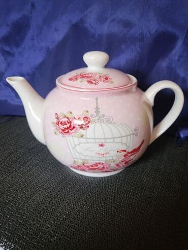 porcelanske solje za caj: Bokal nov,vintaz porcelanski. Nov bokal. Visina. 12cm — 7
