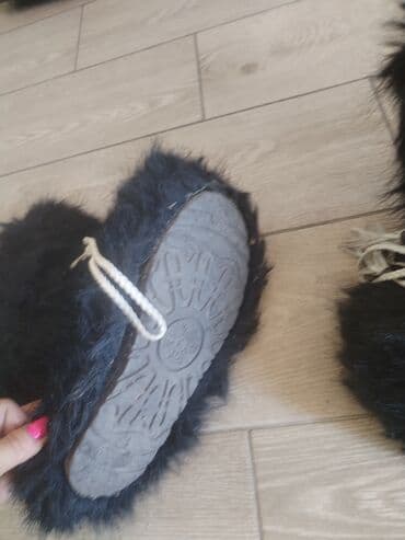 gde kupiti ugg čizme u beogradu: High boots, 37 — 4