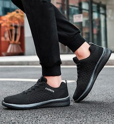 obuca: Nove crne patike lagane i udobne. Broj 41 i broj 40 — 9