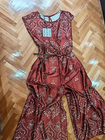 maturske haljine pancevo: Uni veličina. Elegantan prelep kombinezon. Italijanski. Svila saten — 2
