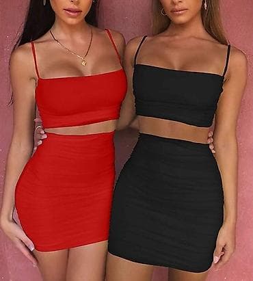 Crop na bratele i suknjica nabrana push up