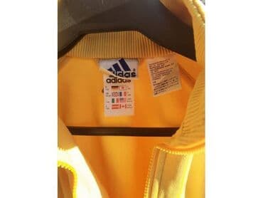 Adidas, Okrugli izrez — 3