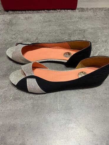zenske mokasine broj 42: Sandals, 38 — 2