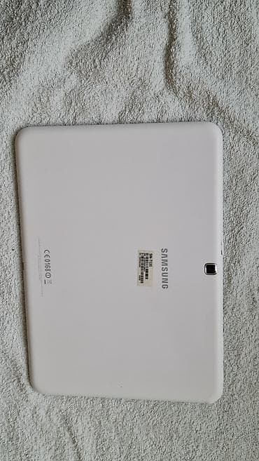 tablet 10 inca: Samsung Galaxy Tab 4 – dva komada, 10.1-inča - Model: Samsung Galaxy — 8