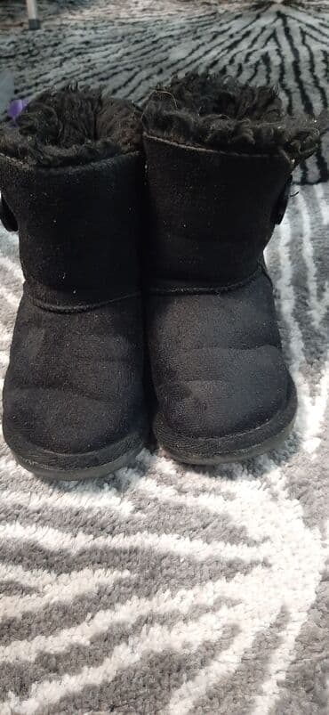 kompleti za punije dame: Ugg čizme, UGG, Veličina - 23 — 3