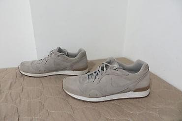 novi modeli patika: NIKE br 44,5 28,5cm unutrasnje gaziste, potpuno zdrava ocuvana patika — 5