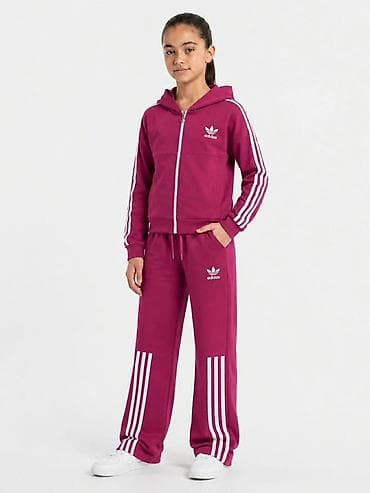 decathlon trenerke zenske: Pamucni kompleti 
Velicine od 8 do 14
Cena 3100 din
🟢 — 1
