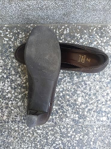 crne cipele sa platformom: ENEX kozne cipele br. 38 gaziste 25,5cm.Visina stikle 7cm stabilna i — 3