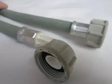 Hair Styling Appliances: Tehničke karakteristike : Namena : Dovodno crevo Primena : Za veš — 1