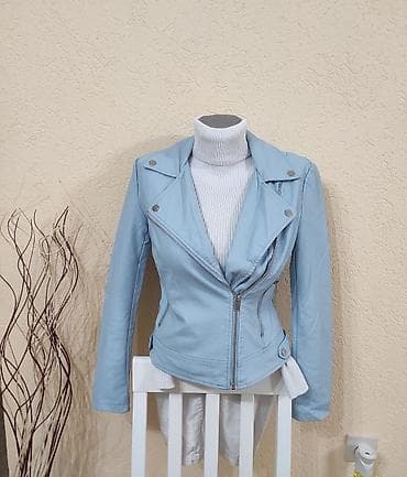 spider jakna: Ženska svetloplava jakna – biker kroj - Materijal: meka eko koža — 2